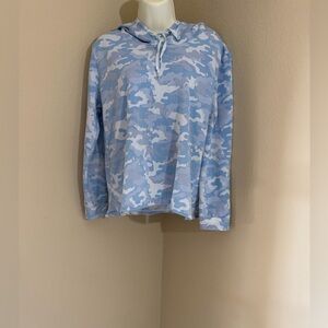 Wake&wear by ink&ivy Blue Camouflage Hoodie Long Sleeve Sweater size medium
